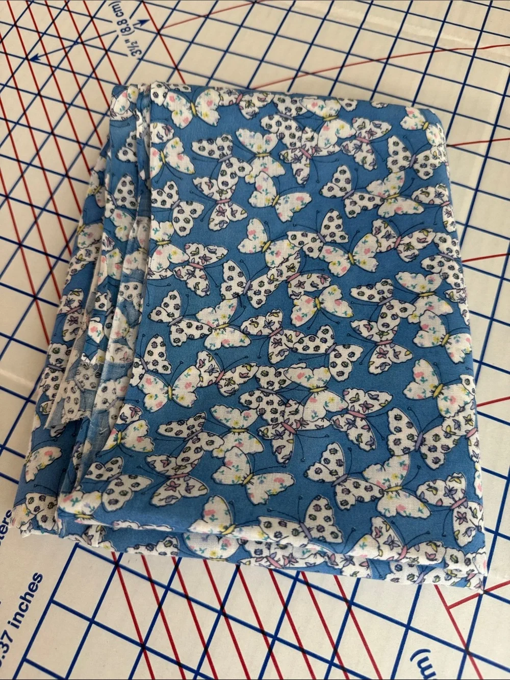Vintage Blue Butterfly Ditsy Floral Fabric Lightweight 1 3/4 Yards x 44